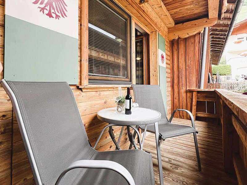 Balkon mit Sitzmöglichkeit im Top 4