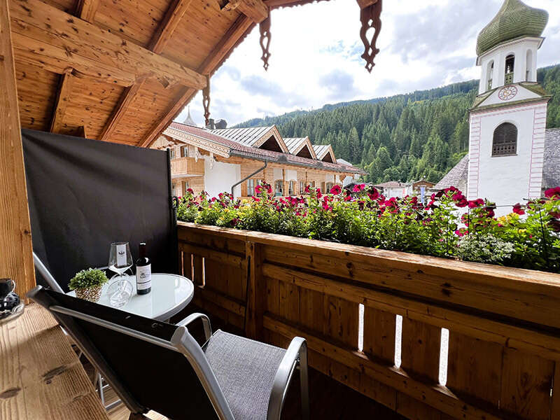 Ausblick vom Balkon im Zimmer 7 auf Gerlos