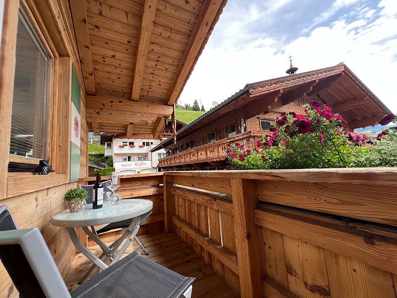 Balcony of room 5 with view of Appart Kofler