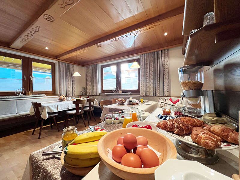 Breakfast buffet with croissants, fruit, eggs, juices, muesli and much more.